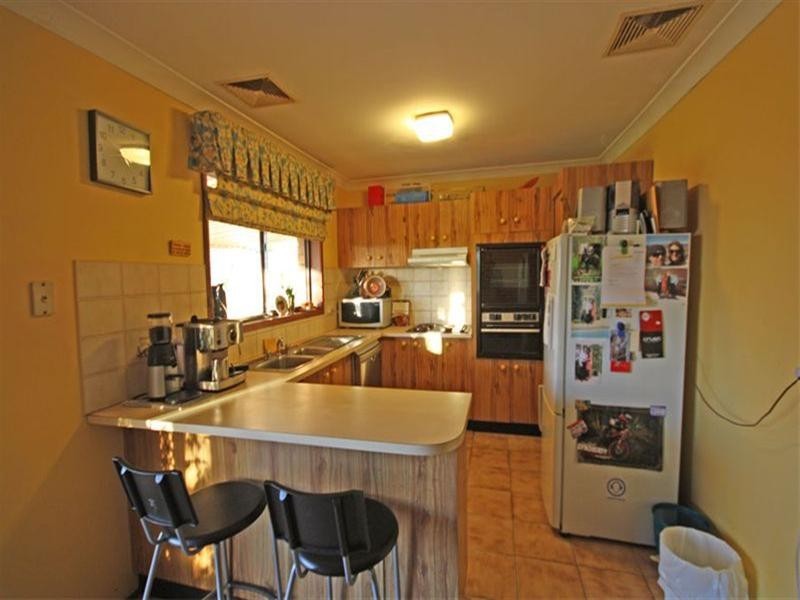 11 Porter Street, Minto NSW 2566