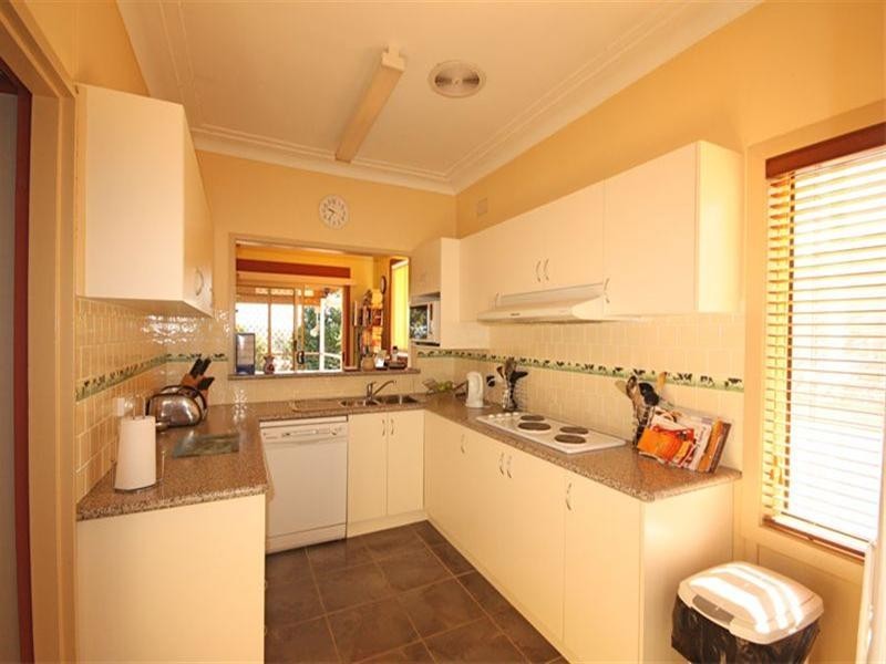 36 Austin Avenue, Campbelltown NSW 2560