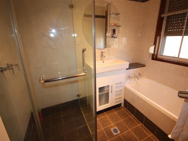 9 Lodestone Place, Eagle Vale NSW 2558