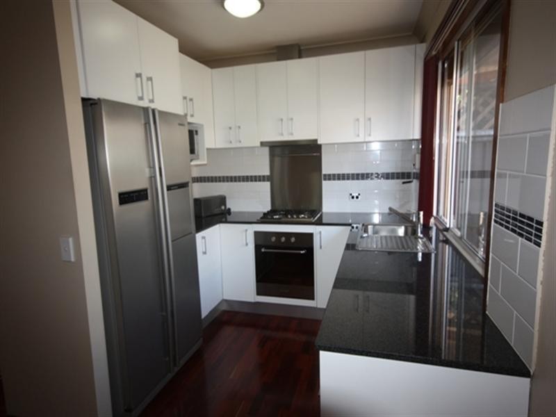 9 Lodestone Place, Eagle Vale NSW 2558