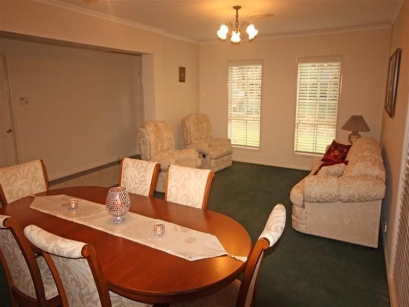 27 The Kraal Drive, Blair Athol NSW 2560