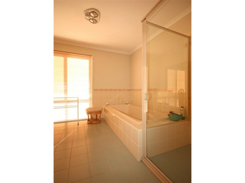 27 The Kraal Drive, Blair Athol NSW 2560