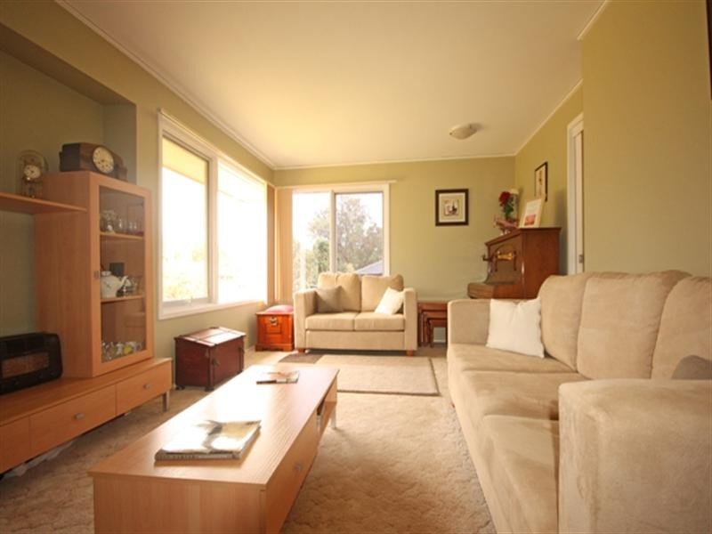 31 Macleay Street, Bradbury NSW 2560