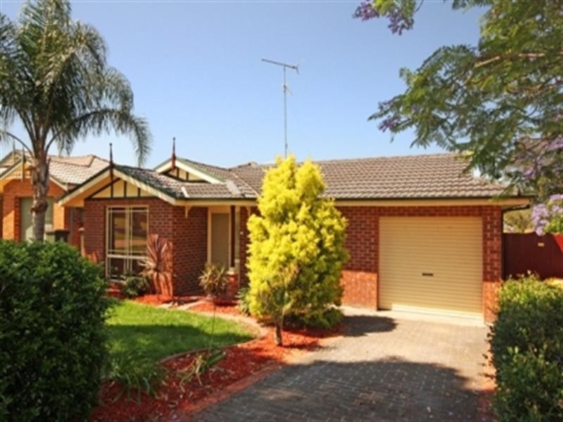 47 Downes Crescent, Currans Hill NSW 2567