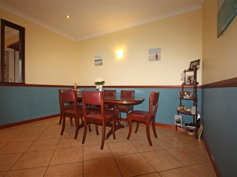 Glen Alpine NSW 2560