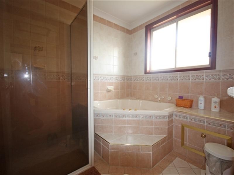 Glen Alpine NSW 2560