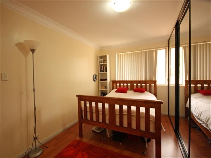 Ruse NSW 2560