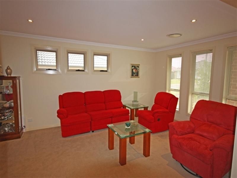 9 Rubus Avenue, Mount Annan NSW 2567