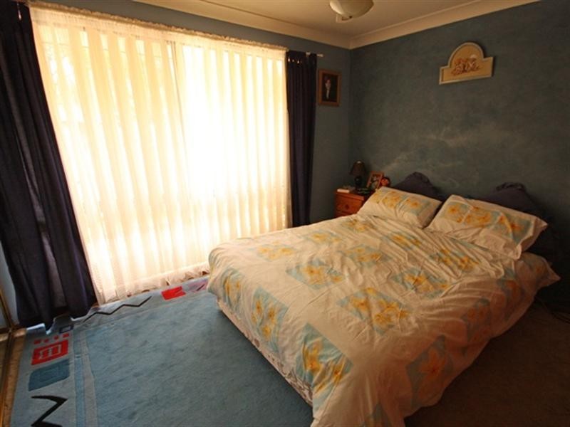 12 Harthouse Road, Ambarvale NSW 2560