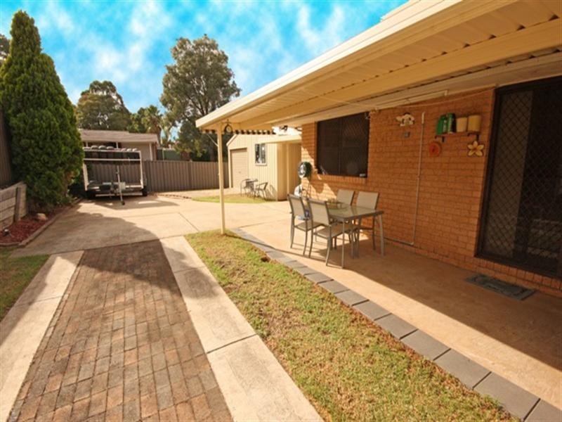 12 Harthouse Road, Ambarvale NSW 2560