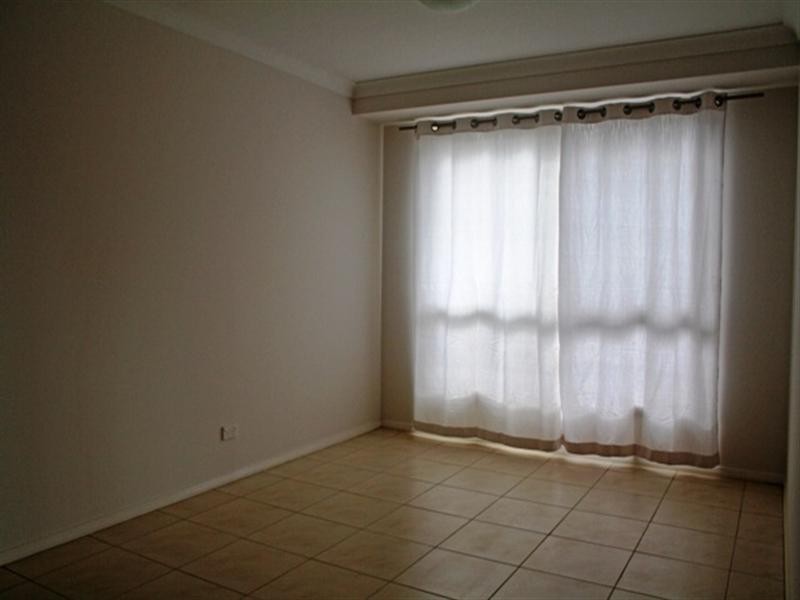 Macquarie Fields NSW 2564