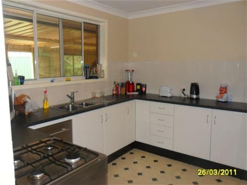 28 Shuttleworth Avenue, Raby NSW 2566