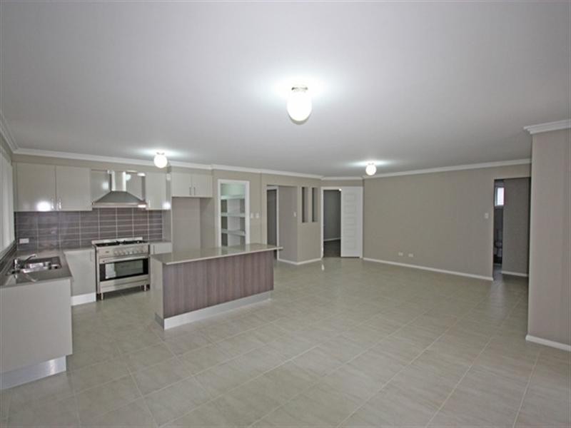 Elderslie NSW 2570