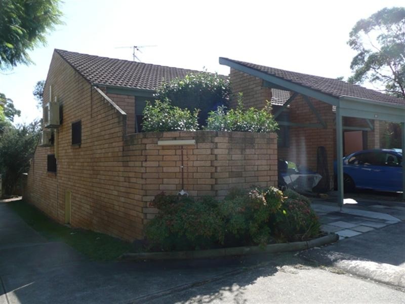 2/58 Greenoaks Avenue, Bradbury NSW 2560