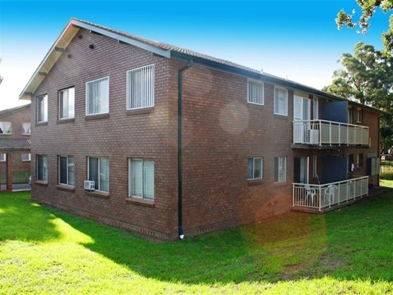 22/16 Derby Street, Minto NSW 2566