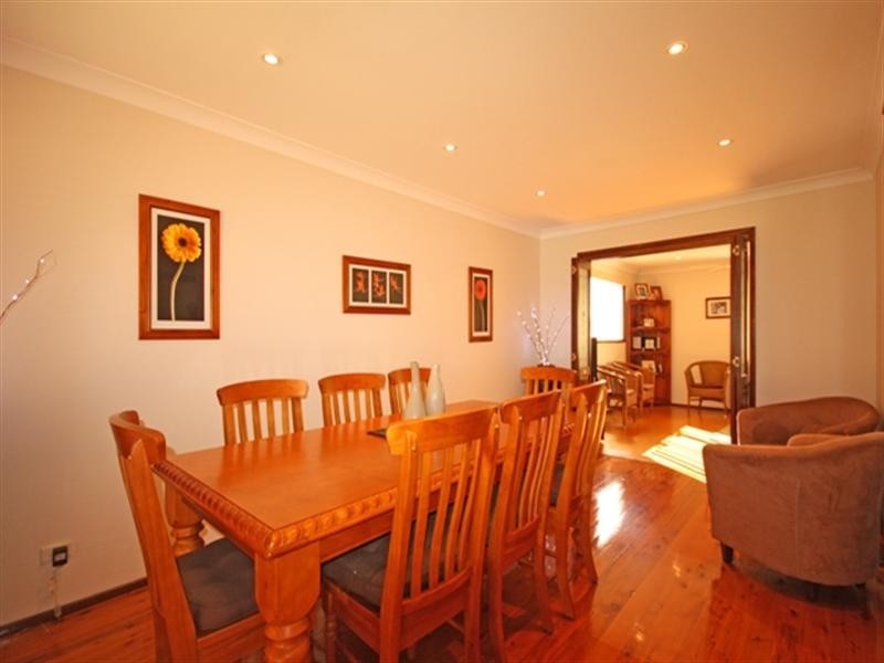 Eschol Park NSW 2558