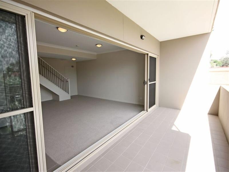 Unit 53/17 Warby Street, Campbelltown NSW 2560