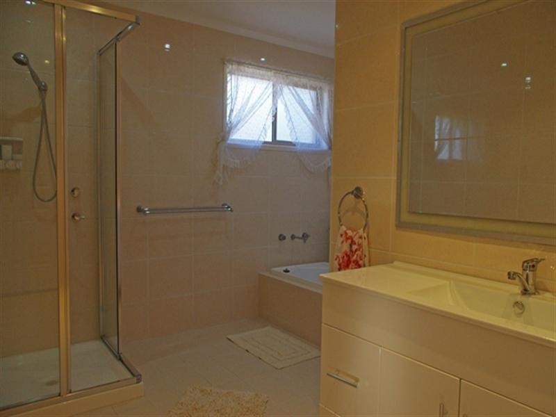 6 Keating Way, Narellan Vale NSW 2567