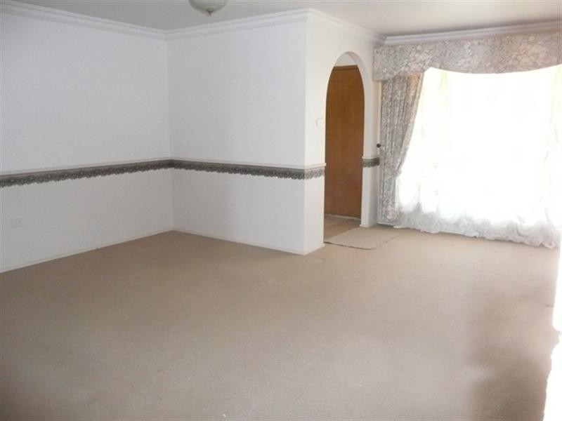 57 Clerkenwell Street, Ambarvale NSW 2560