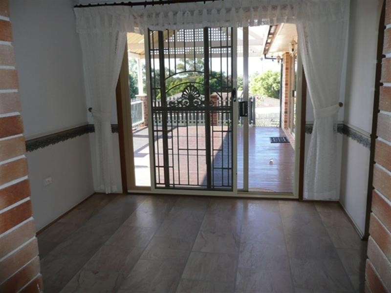 57 Clerkenwell Street, Ambarvale NSW 2560