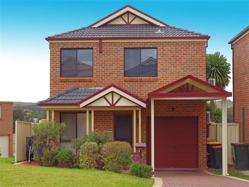 8 Imita Close, Mount Annan NSW 2567