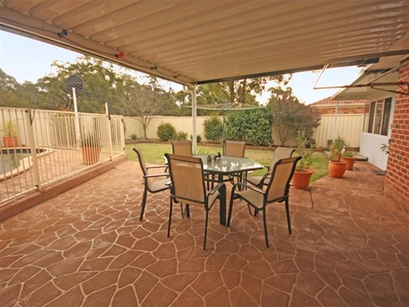 19 Lysander Avenue, Rosemeadow NSW 2560