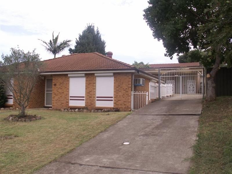 32A Holborn Avenue, Ambarvale NSW 2560