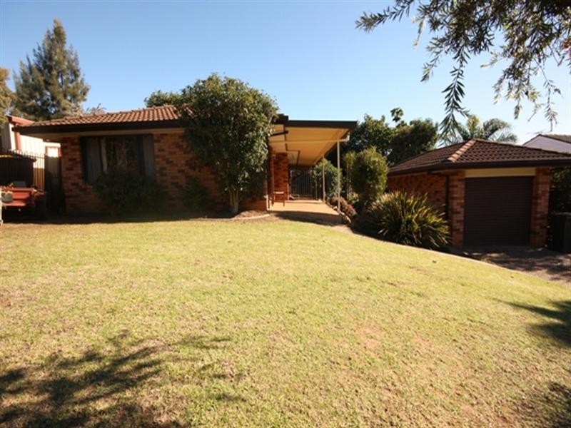 14 Broadford Street, St Andrews NSW 2566
