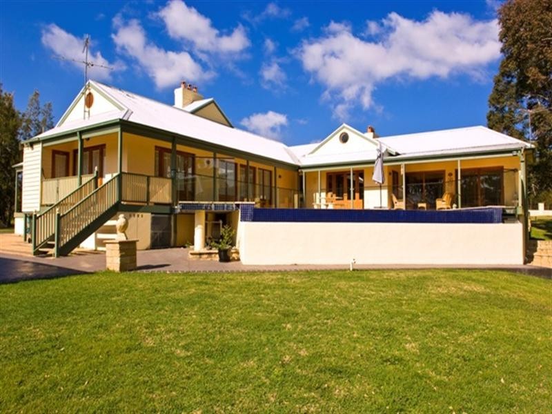 35 Daley Close, The Oaks NSW 2570