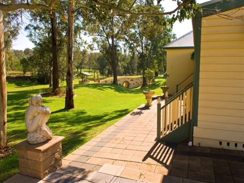 35 Daley Close, The Oaks NSW 2570