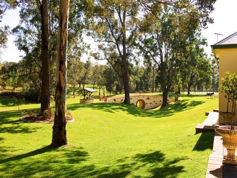 35 Daley Close, The Oaks NSW 2570