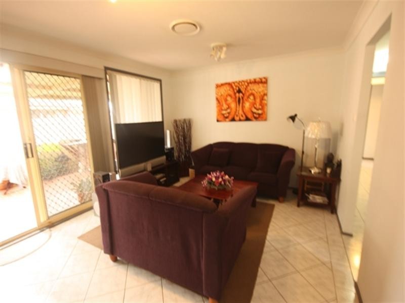 51 Kellerman Drive, St Helens Park NSW 2560