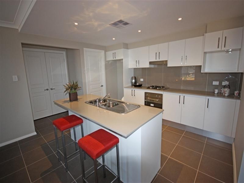 5 Balzer Street, Camden Park NSW 2570