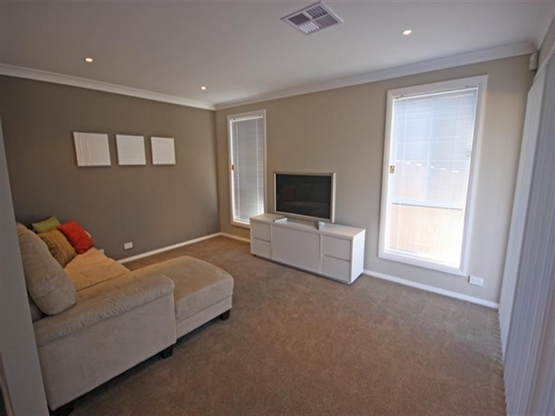 5 Balzer Street, Camden Park NSW 2570