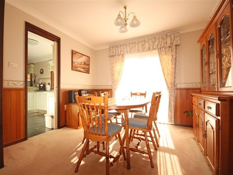 57 Clennam Avenue, Ambarvale NSW 2560