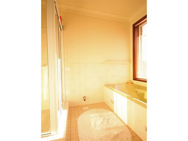 57 Clennam Avenue, Ambarvale NSW 2560