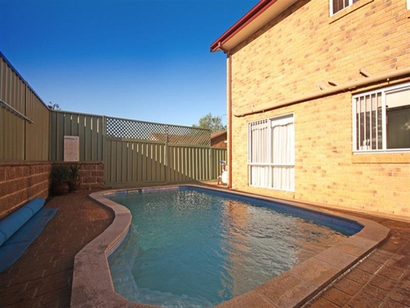 57 Clennam Avenue, Ambarvale NSW 2560