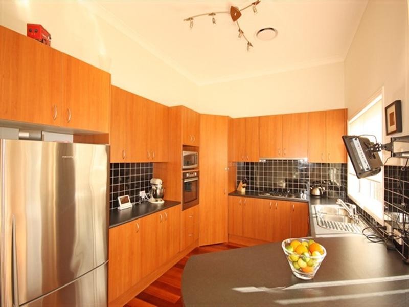 15 Warner Street, Camden Park NSW 2570