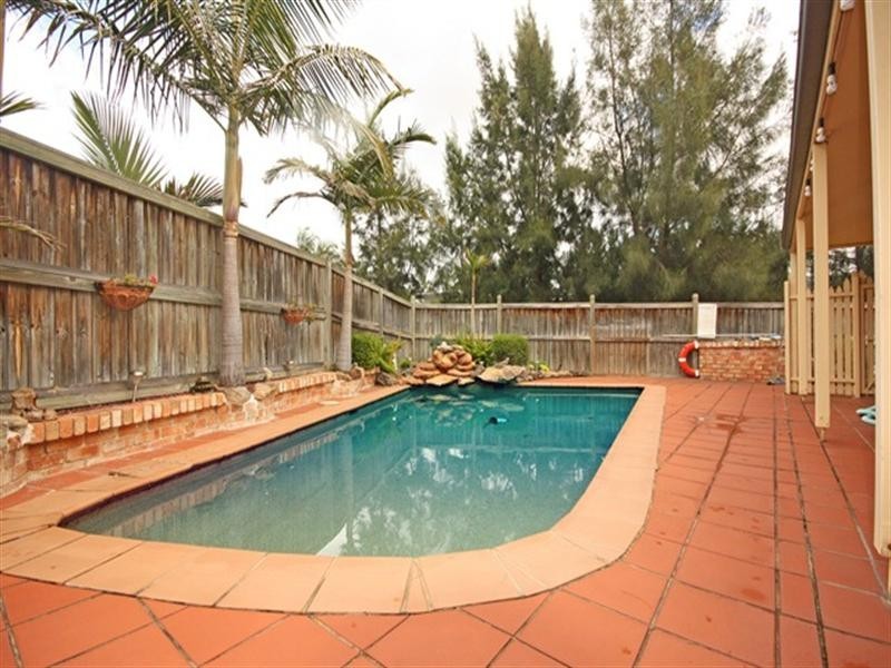 16 Grevillea Grove, Narellan Vale NSW 2567