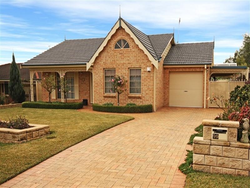 99 Southdown Road, Elderslie NSW 2570