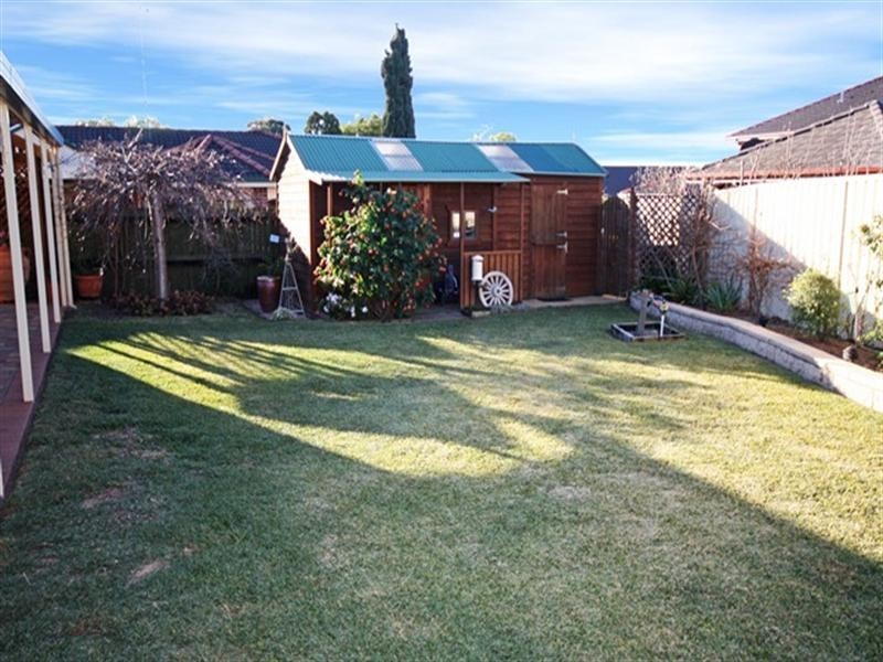 99 Southdown Road, Elderslie NSW 2570