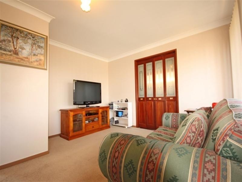 4 Waterworth Drive, Narellan Vale NSW 2567