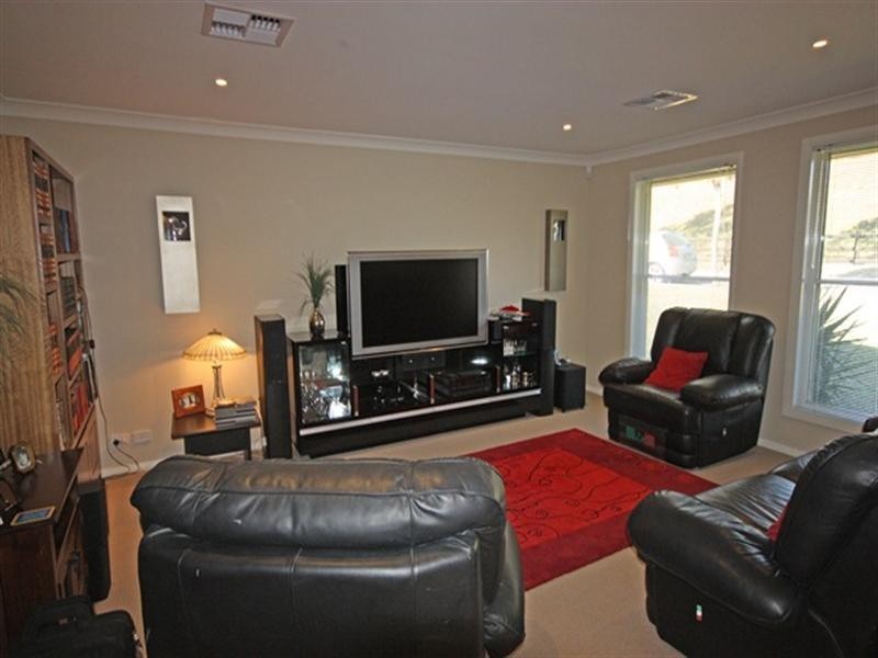 5 Robertson Way, Camden Park NSW 2570