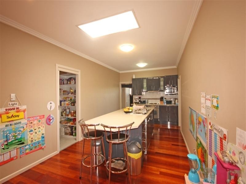 27 Austin Avenue, Campbelltown NSW 2560