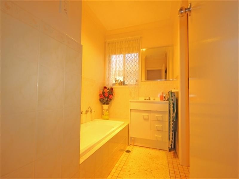 45 Kendall Street, Campbelltown NSW 2560
