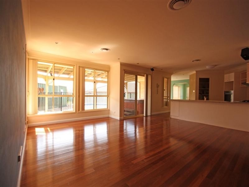 5 Macleay Court, Harrington Park NSW 2567