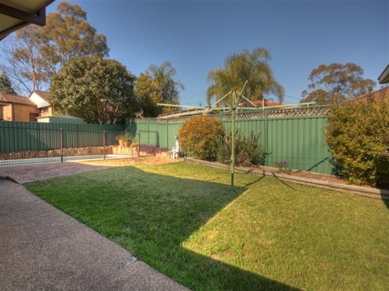 Ambarvale NSW 2560