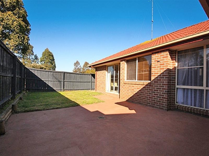 6 Dwyer Place, St Helens Park, St Helens Park NSW 2560