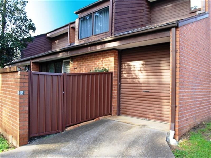 Macquarie Fields NSW 2564