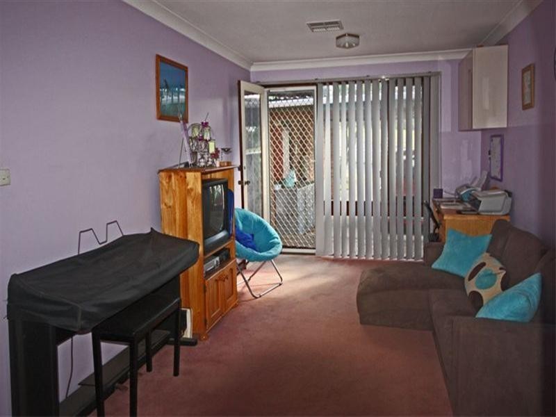 48 Kullaroo Avenue, Bradbury NSW 2560